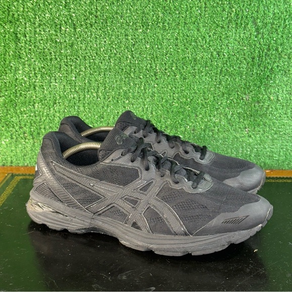 Asics Other - Asics GT-1000 Triple Black T6B0N Men's Size 11 (4E)